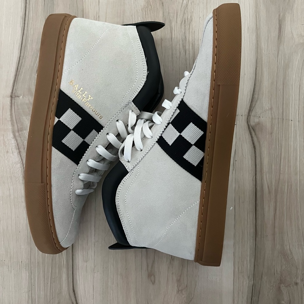 Preowned Bally Vita Parcours 07 White Suede High Tops Sneakers
